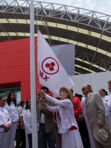 10-IZAMIENTO DE LA BANDERA DE LA PAZ